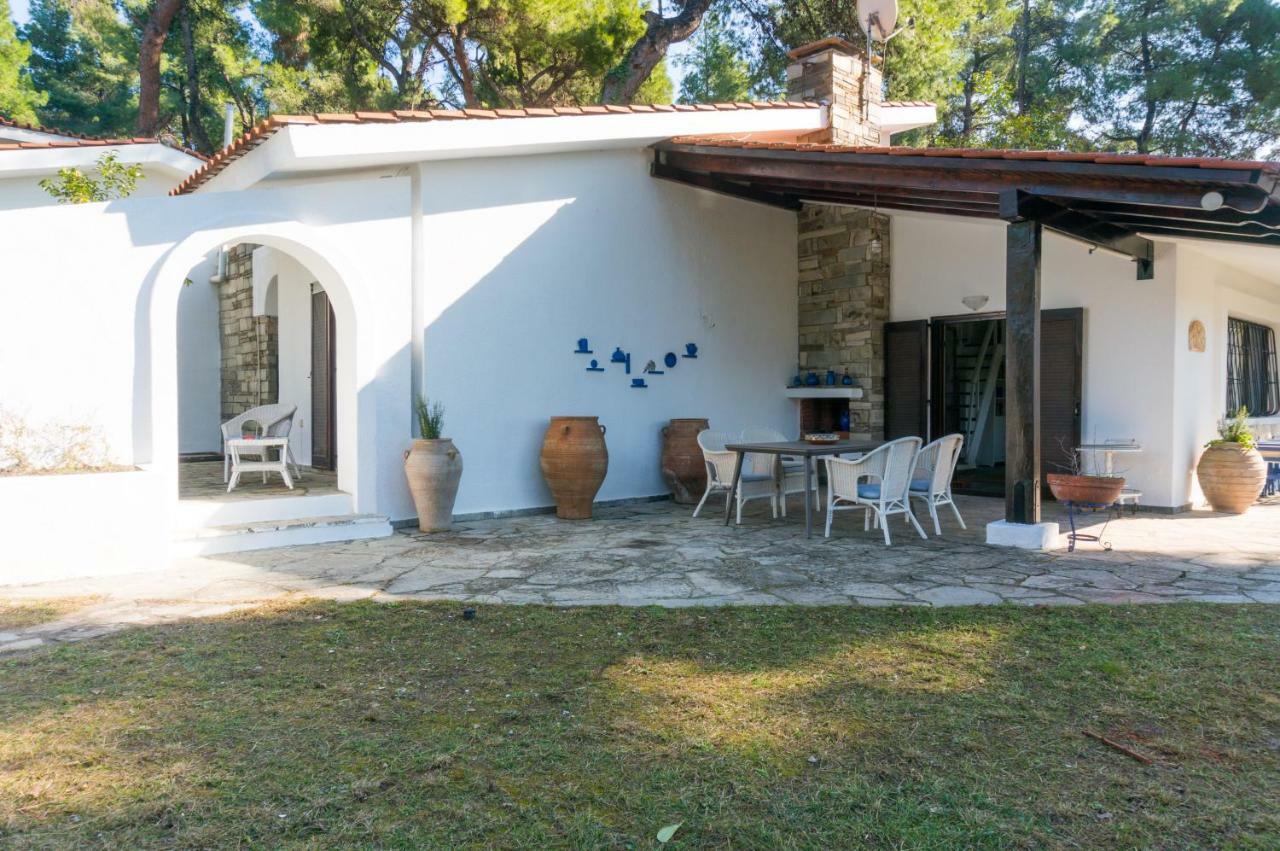 Villa Aurora In Sani With Garden And Pool 외부 사진