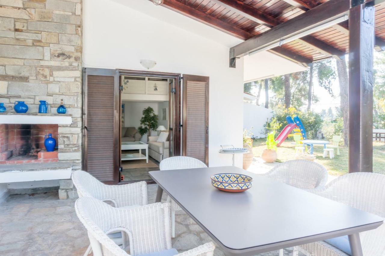 Villa Aurora In Sani With Garden And Pool 외부 사진
