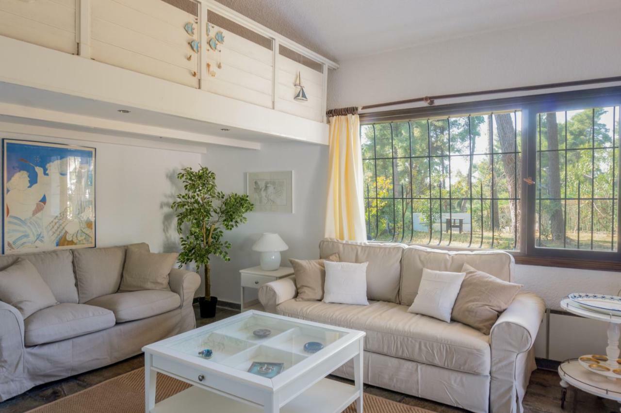 Villa Aurora In Sani With Garden And Pool 외부 사진